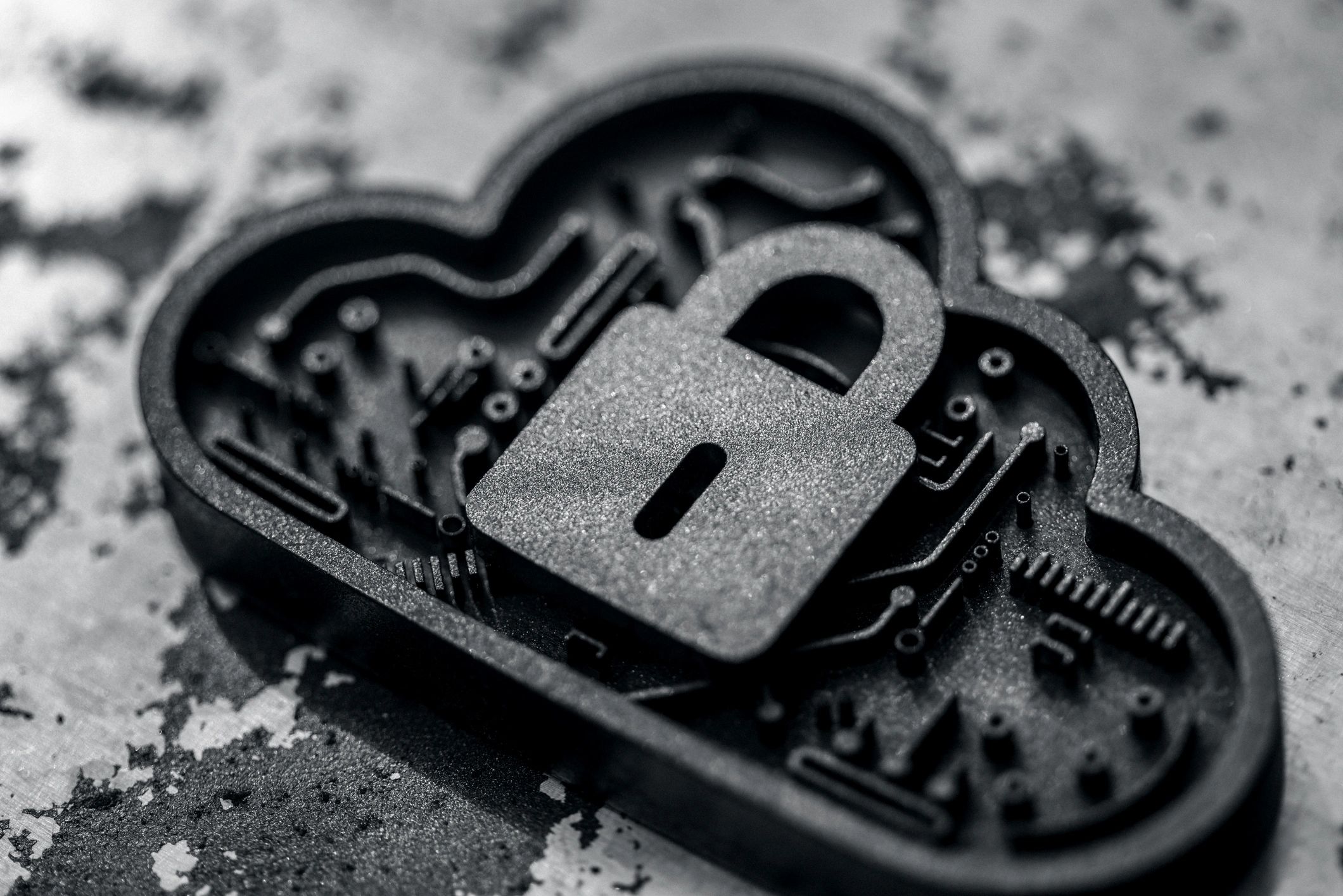 Cloud lock icon representing online privacy protection